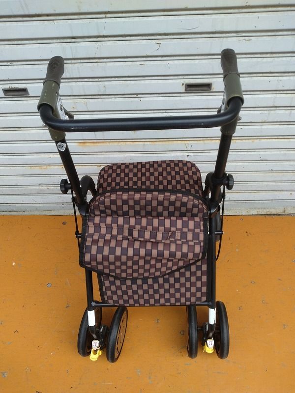 KM-25-0702-03 一部地域を除き送料無料 島製作所 シルバーカー 歩行