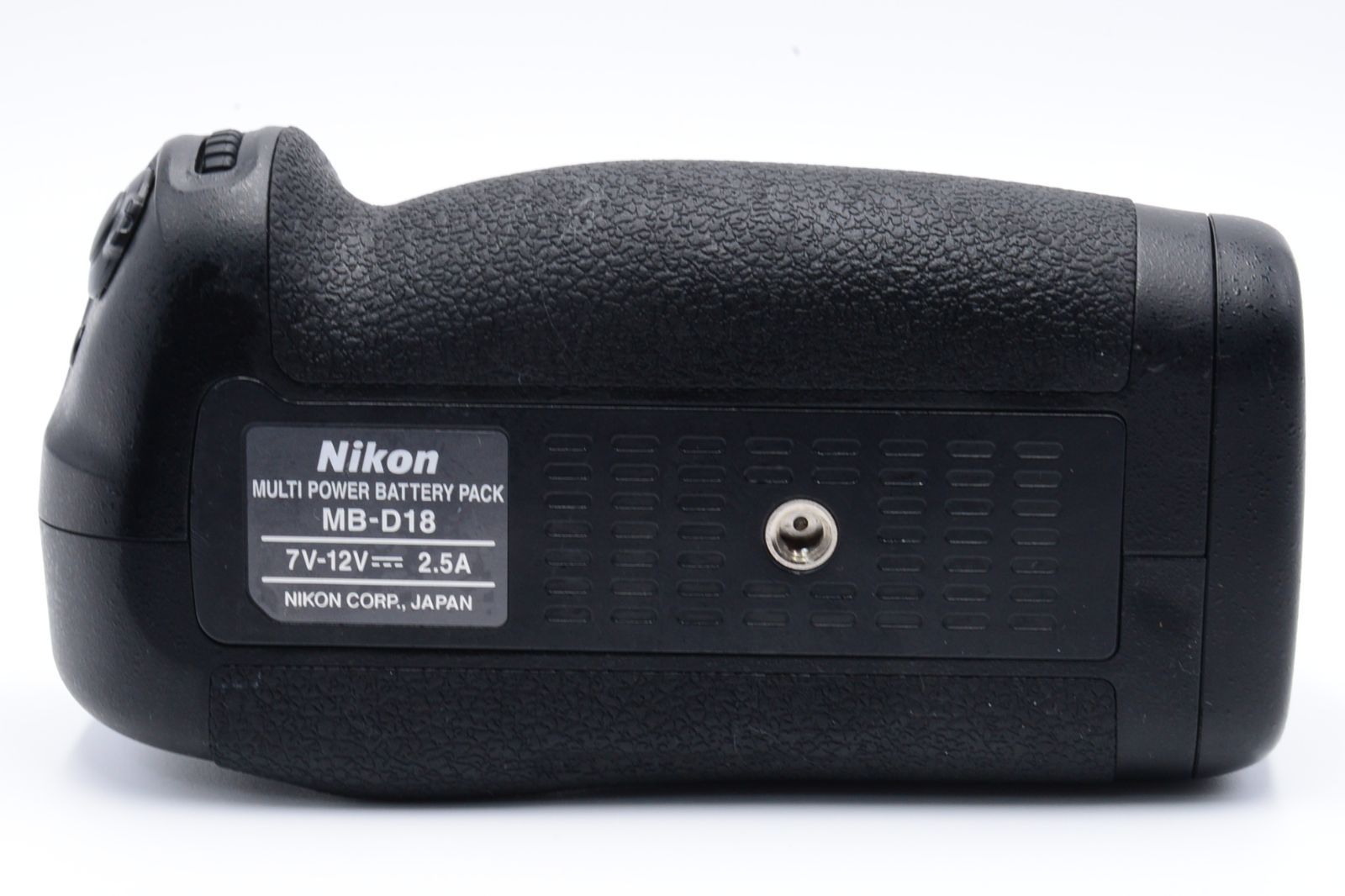 ☆新品級☆ ニコン Nikon マルチパワーバッテリーパック MB-D18