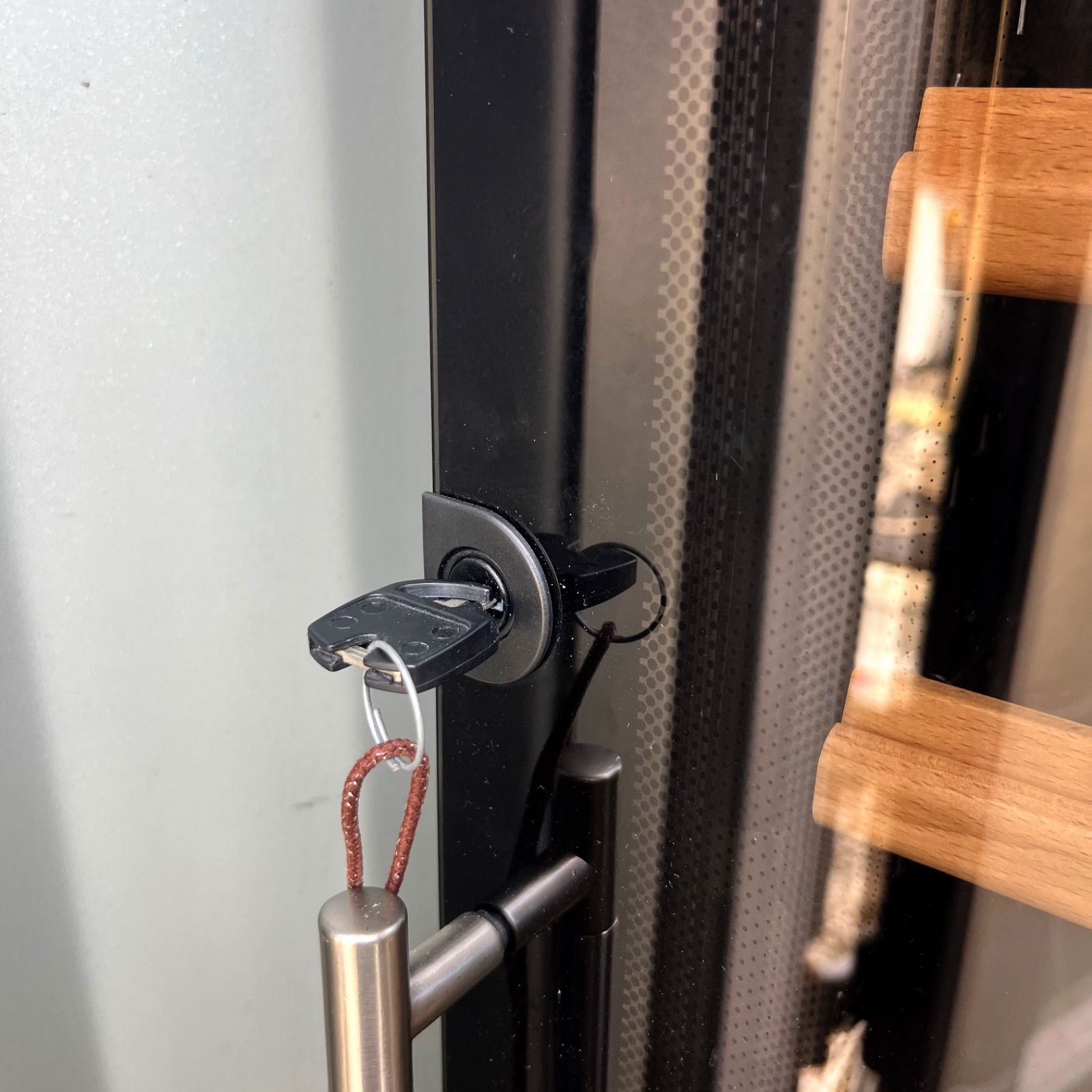 送料無料！※ジャンク品 ユーロカーブ コンパクトX59 ワインセラー 鍵