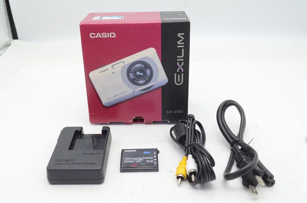 コンパクトデジタルカメラ