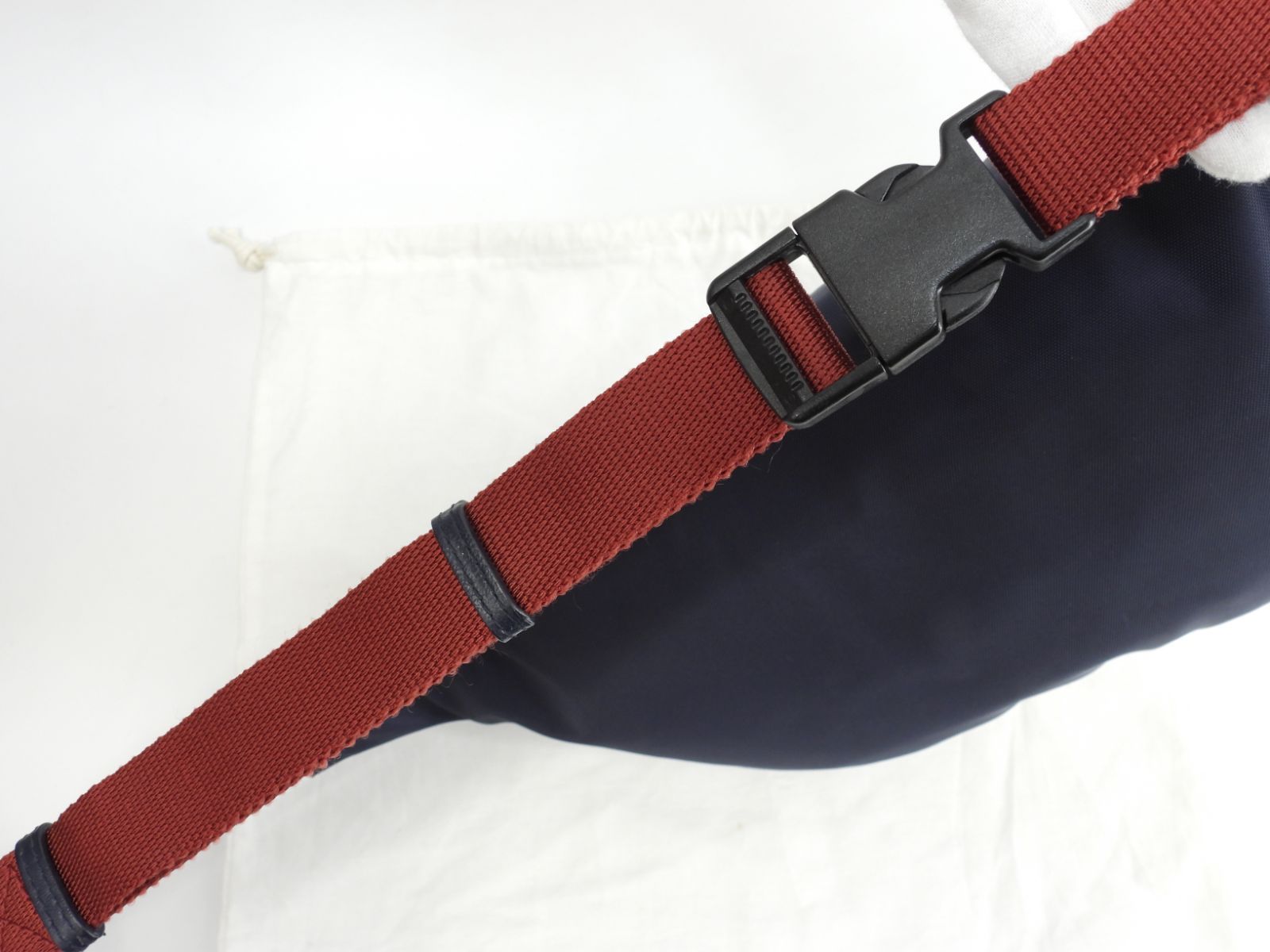 美品　バレンシアガ　グラフィティ　ロゴ　ベルトバッグ　ボディバッグ　黒　マルチ 美品 バレンシアガ グラフィティ ロゴ ベルトバッグ ボディバッグ 黒