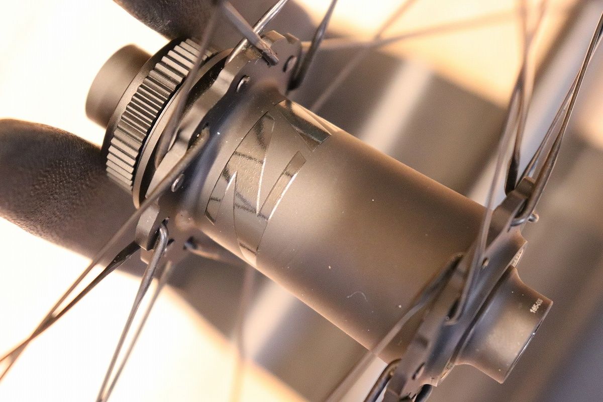 オークォ OQUO RP57 LTD カーボン チューブレスレディ ホイールセット