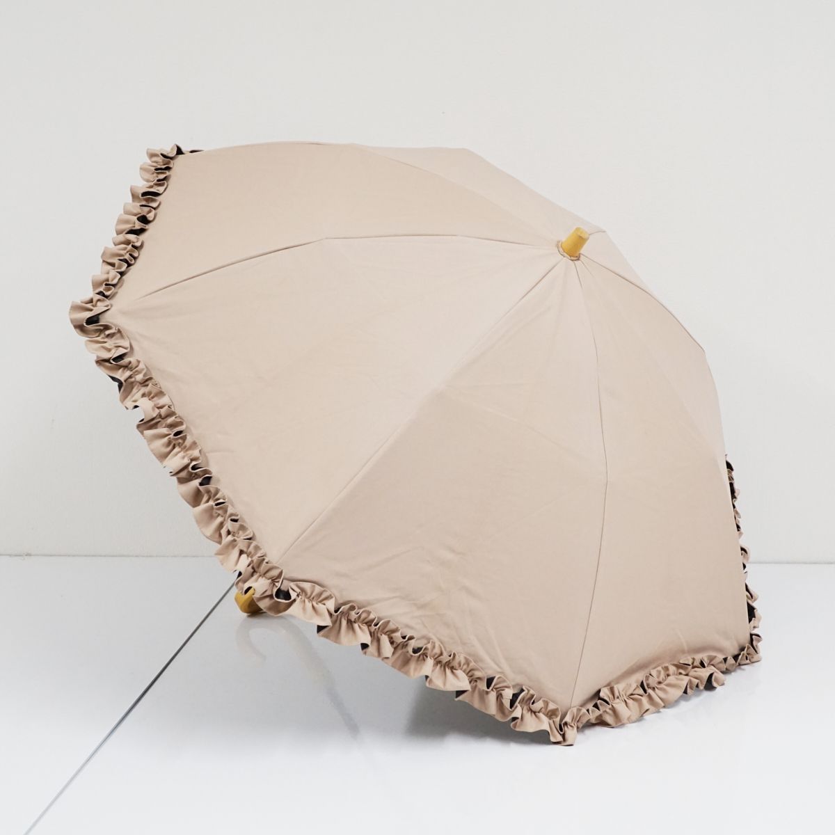 サンバリア100 完全遮光折日傘 USED美品 2段折 フリル ピンク 