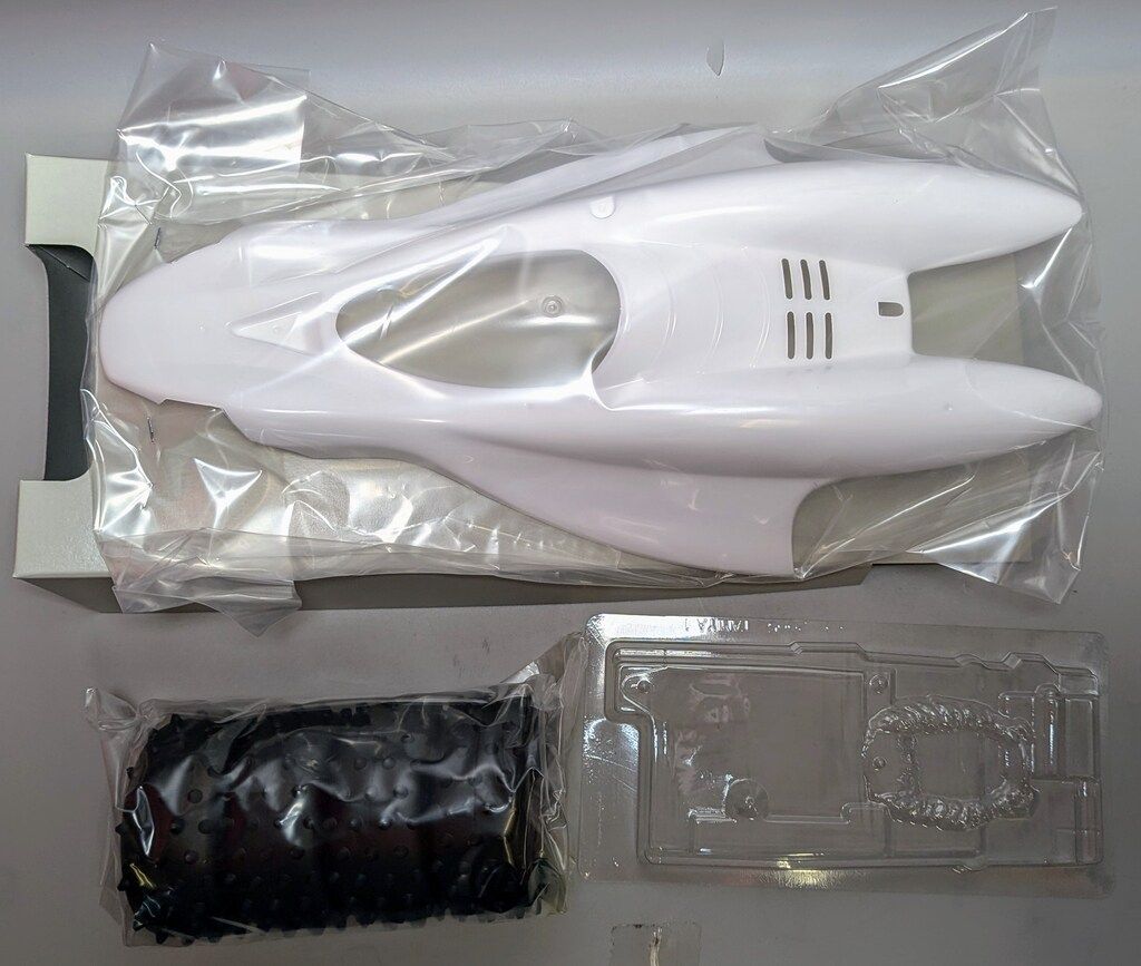 タミヤ 1/10電動RC4WDレーシングバギー 塗装&カット加工済み