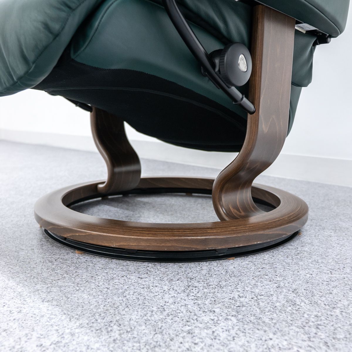エコーネス Stressless