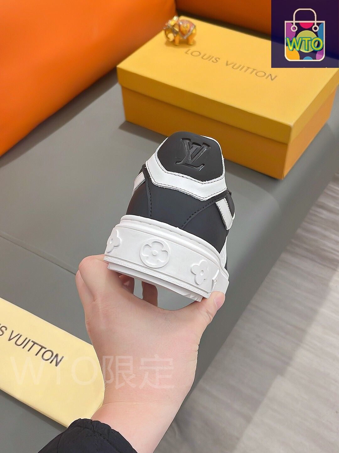LV様専売 ルイ・ヴィトン LOUIS VUITTON タトゥーラインハイカット