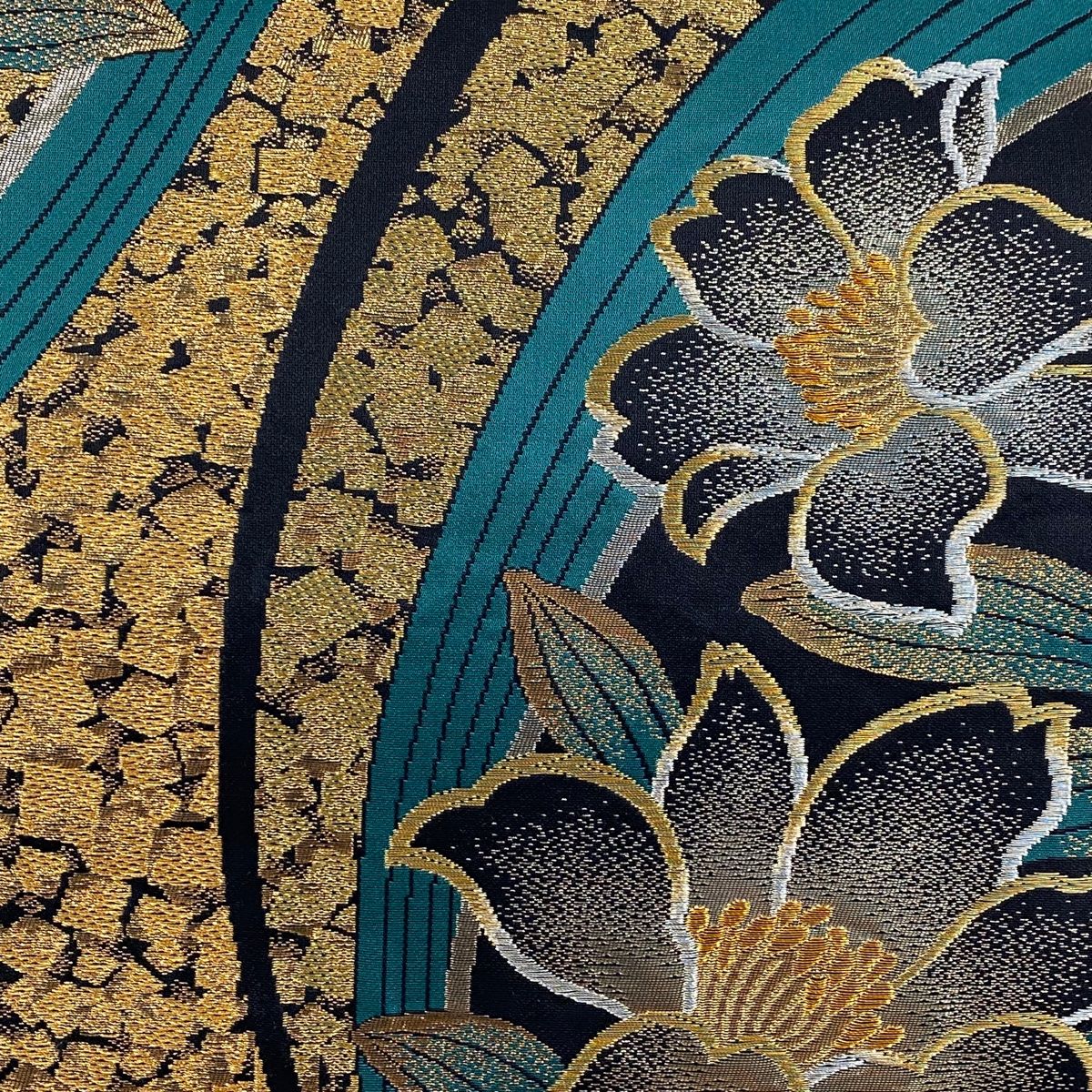 袋帯 美品 秀品 草花 箔ちらし 金銀糸 箔 黒 六通 正絹 【中古