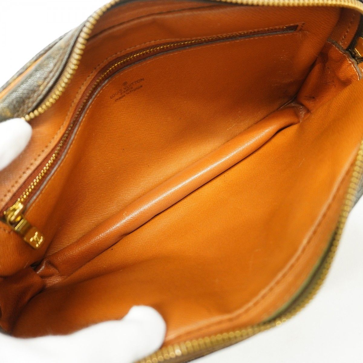 クラッチバッグ