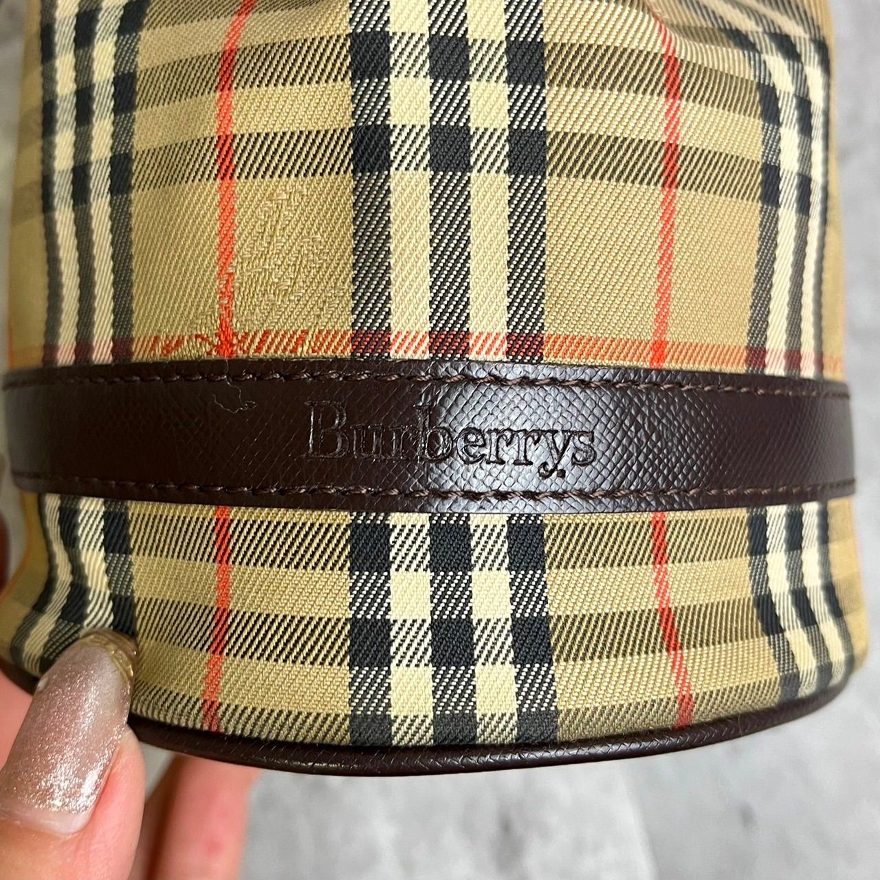 ✨良品✨ BURBERRY バーバリー 巾着 ポーチ ハンドバッグ ノバチェック 