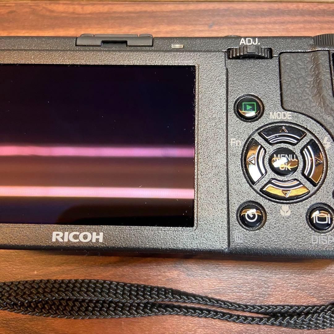 RICOH GR DIGITAL Ⅱ デジカメ ほぼ新品 3824 RICOH GR DIGITAL Ⅱ デジカメ ほぼ新品 3824 - メルカリ
