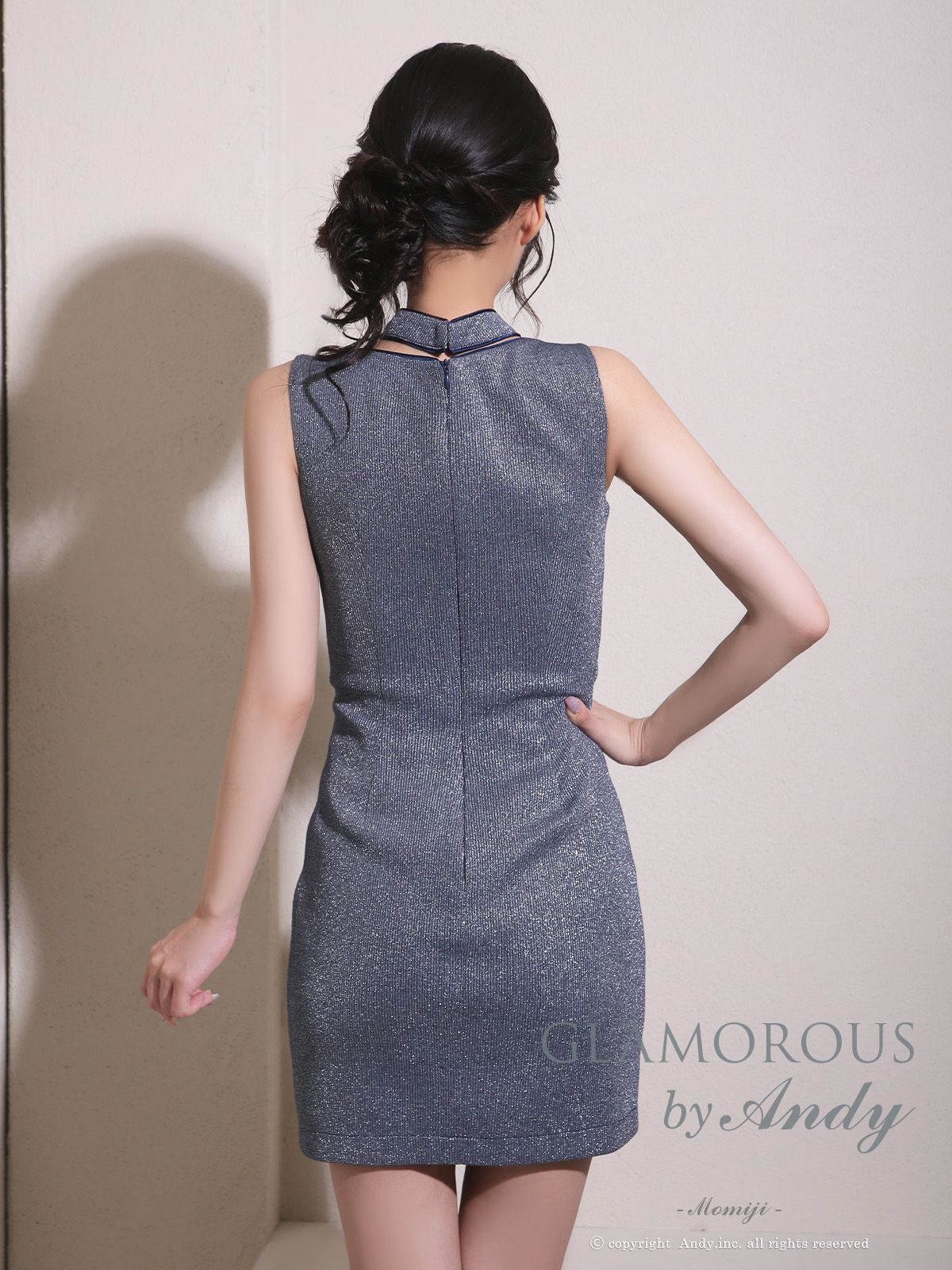 XSネイビー GMS-V885-NV-2409 XSサイズあり Andy GLAMOROUS アンディグラマラス リボンブローチ チョーカー付き バストジップ ラメ ノースリーブ シンプル タイト ミニドレス キャバドレス MAAHADDERANG_COM