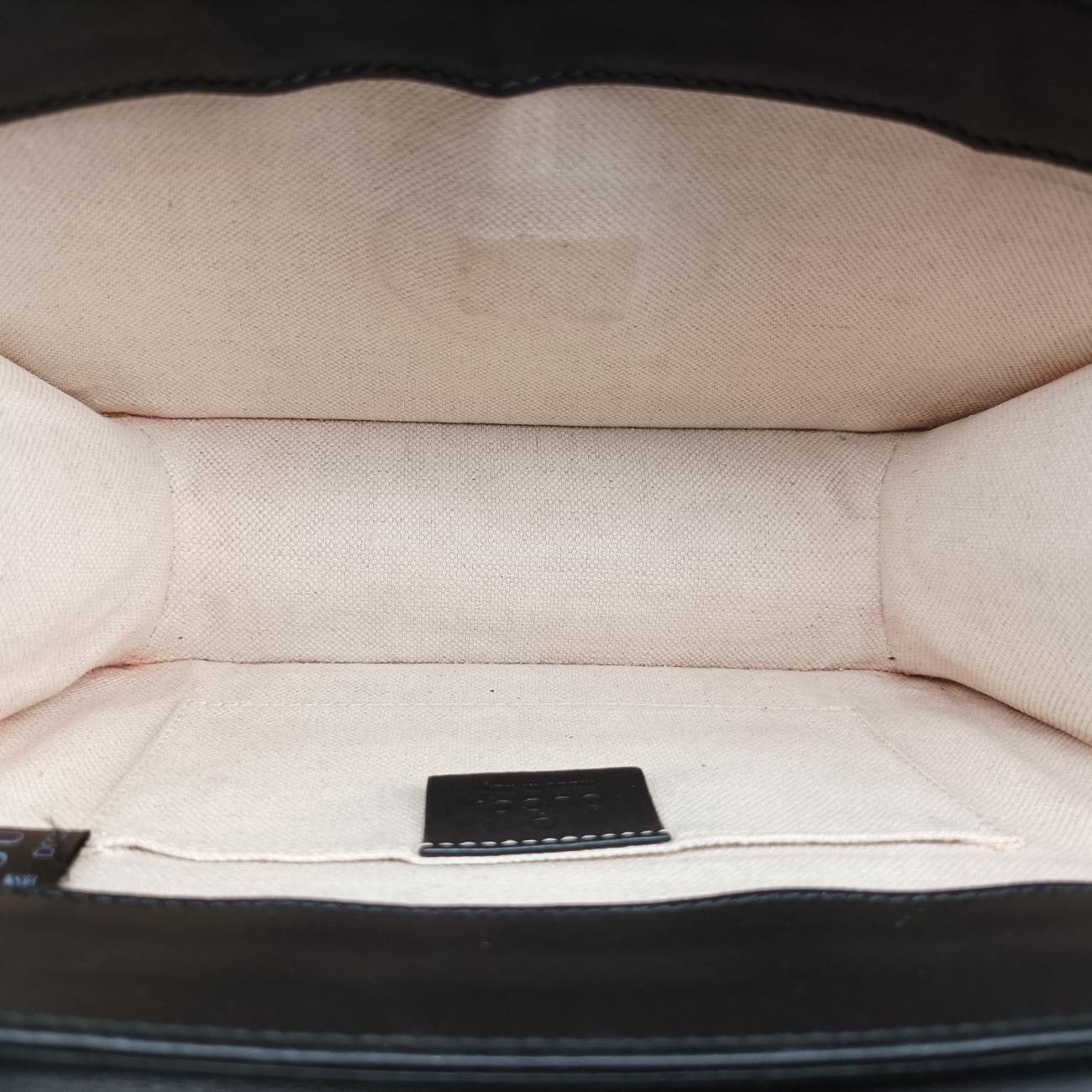 【極美品】GUCCI グッチ マフラー ブラウン GG グッチGucciピオニーマルチカラーレザー432282D020027518 - メルカリ
