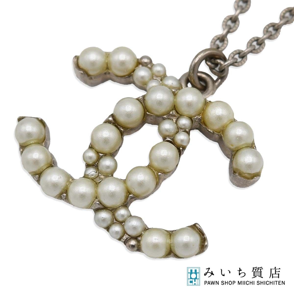 シャネル　パール　ネックレス 後ろ姿まで可愛い♡【CHANEL】パール ネックレス (CHANEL
