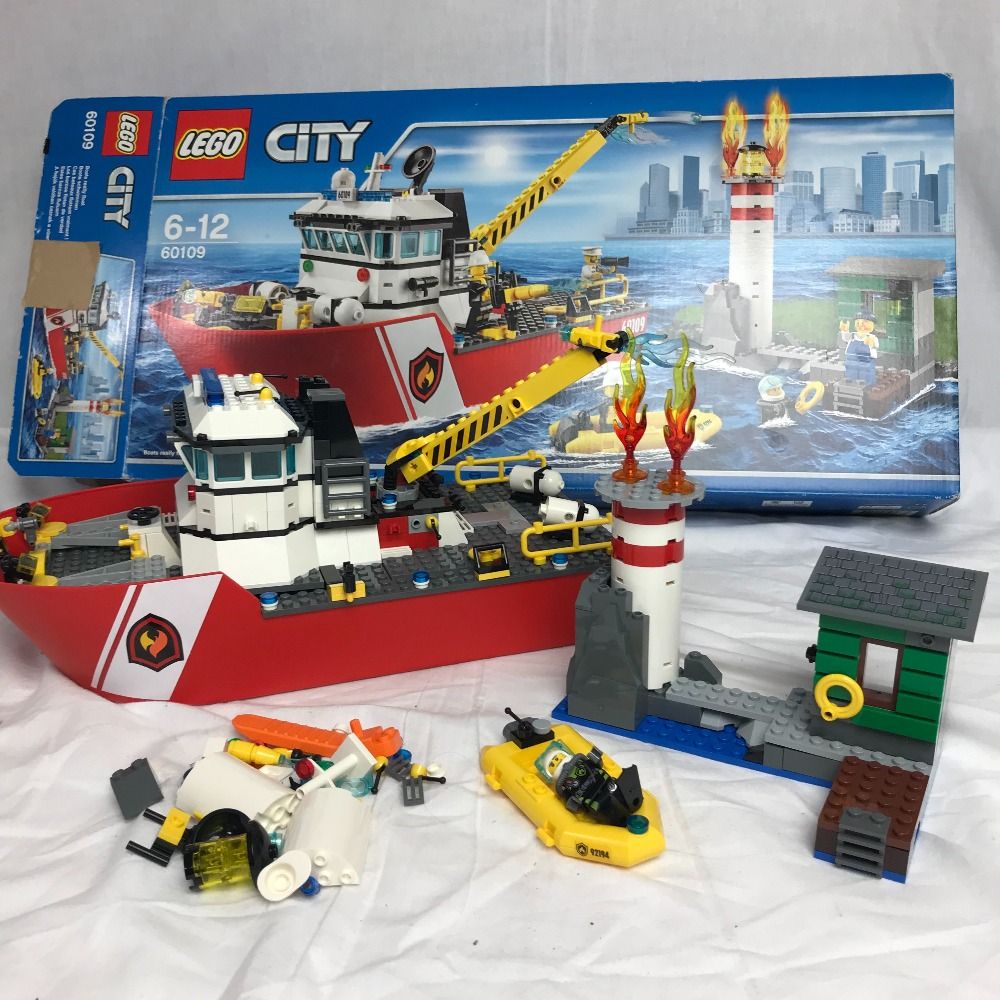 レゴ シティ 消防ボート [ 60109 ] LEGO CITY 欠品未確認 現状渡し 一切返品不可 パーツ取り おもちゃ 趣味【中古】
