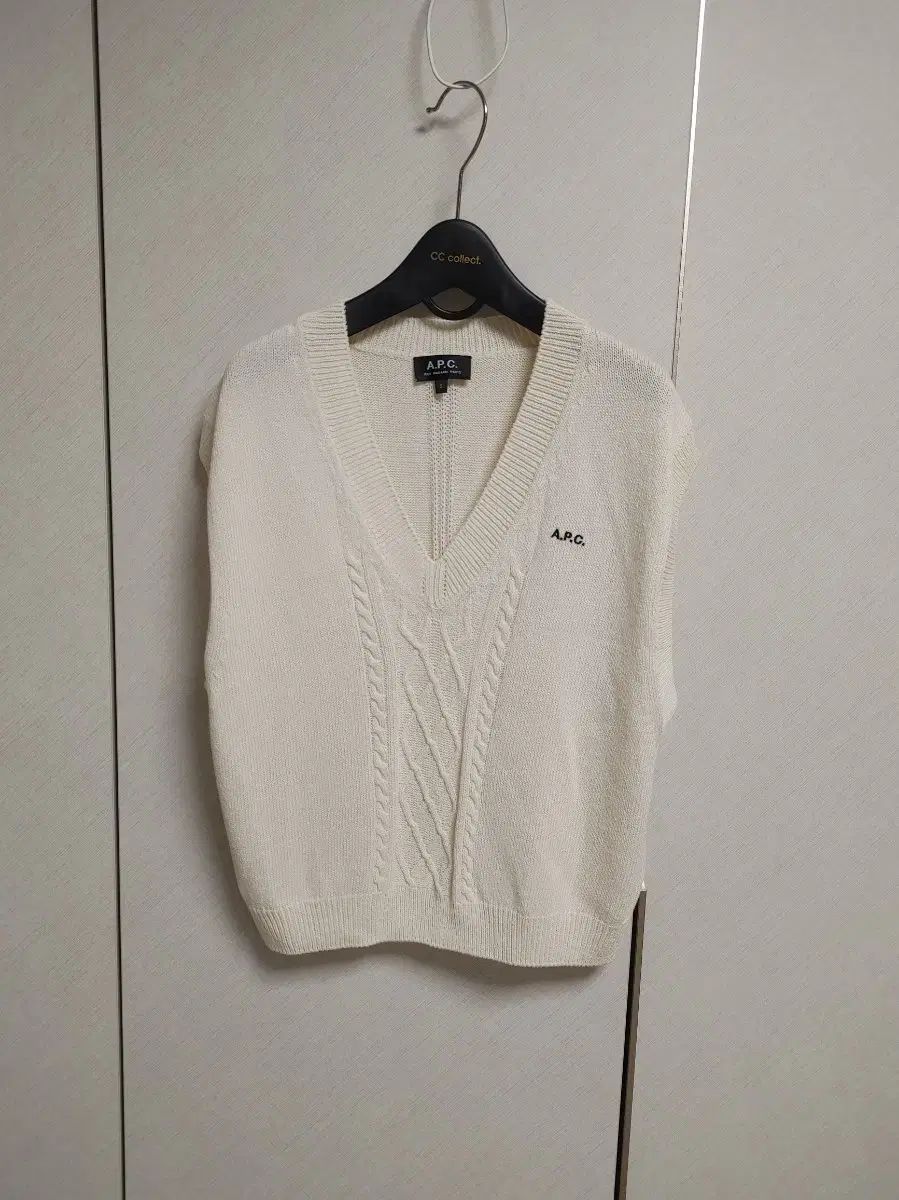 A.P.C. アーペーセー ニット ベスト