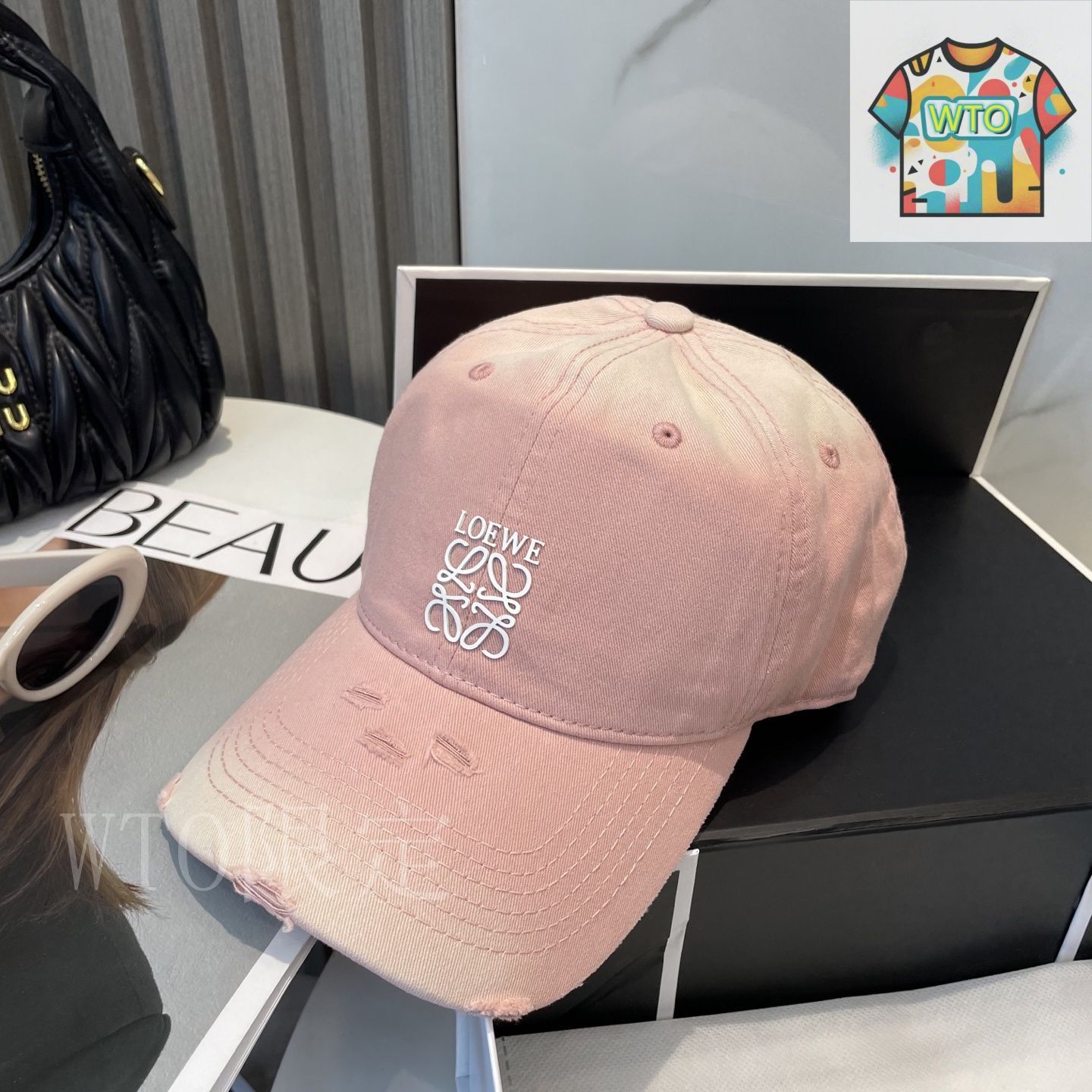 ☆国内発送☆【LOEWE】キャンバス ベースボールキャップ LOEWE ロエベ ベースボールキャップ K820358X36 レディース