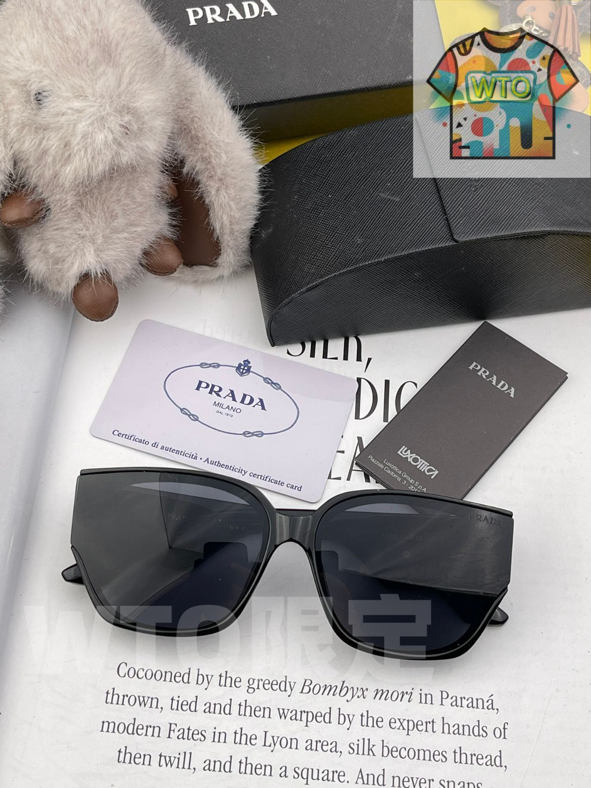 Prada 今日限定特価！】プラダ クラシックな四角形デザインの