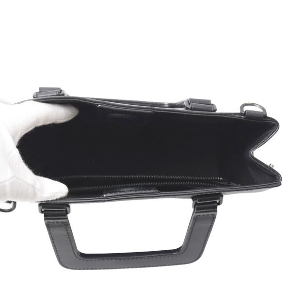Vuitton M58497