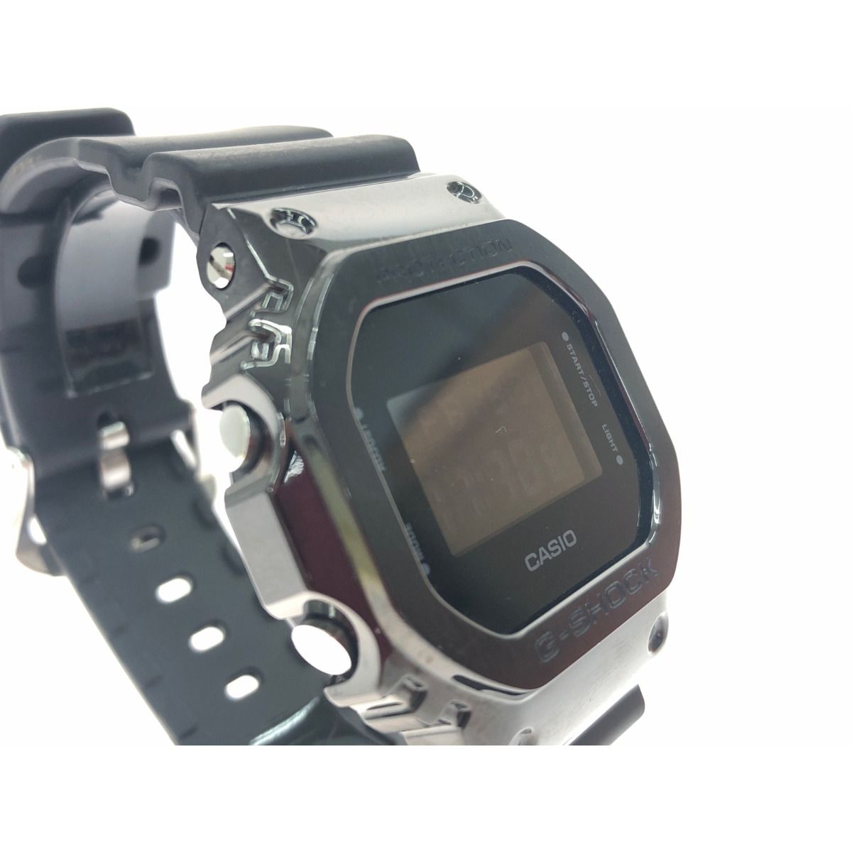▼▼CASIO カシオ メンズ腕時計 クオーツ G-SHOCK Gショック デジタル メタルカバー ラバー スクエアフェイス GM-5600B時計