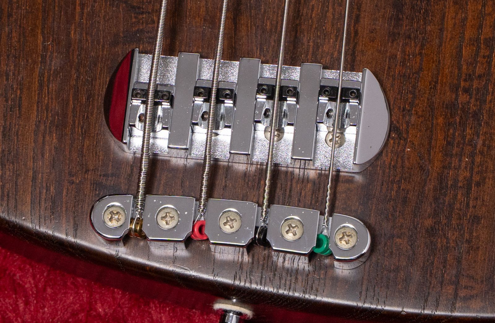 バッカス ユニバース ジャズベース リフィニッシュ そこそこ美中古品