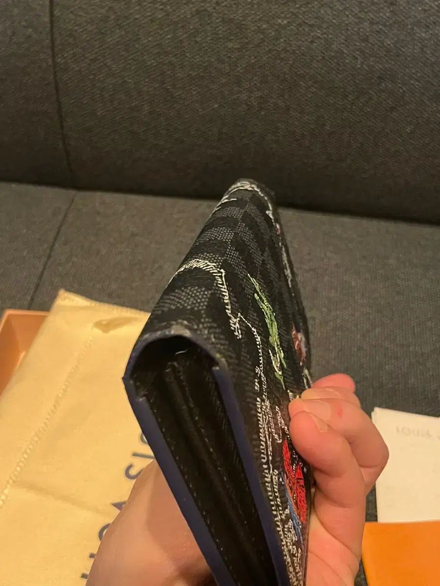 グラファイト ブラザ