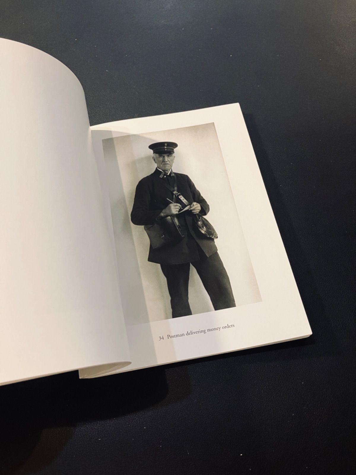 アウグスト・ザンダー 写真集 August Sander Face of our time - メルカリ