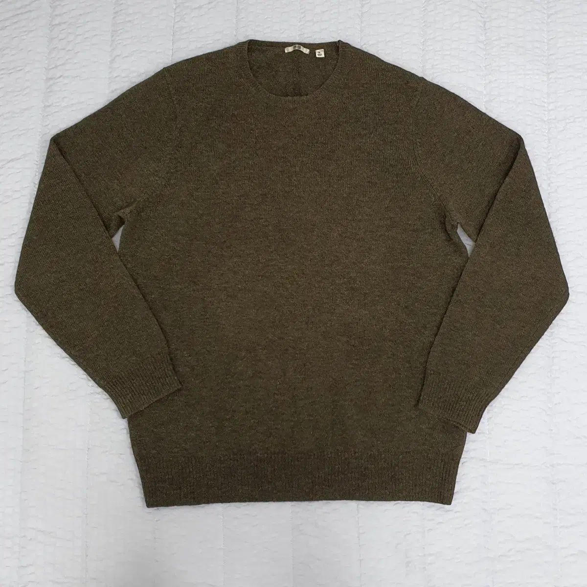 【雷市場（ポンジャン）商品韓国直送】 UNIQLO(ユニクロ) ウール 100 ニット セーター メンズ 105