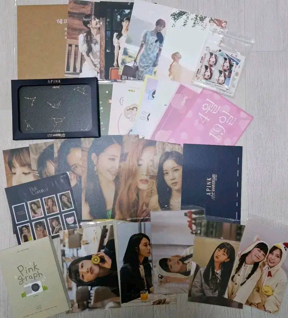 APING CROWN G.P. チョン・ウンジポスター 10 記念ポストカードオ・ハヨン自撮り本パク・