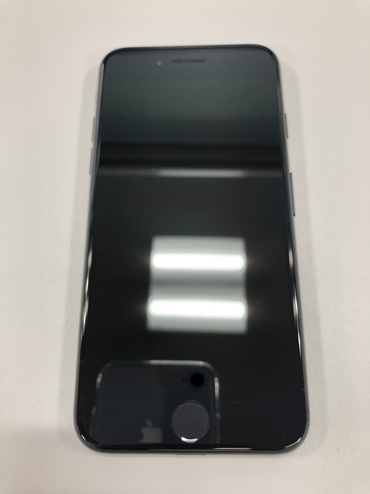 中古】iPhone7 128GB ブラック バッテリー83％ SIMロックあり - Reスマ