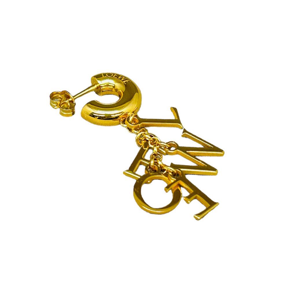 ワールド オンラインストア 新品 LOEWE ピアス シングル ショート チャーム レタリングロゴ アクセサリー
