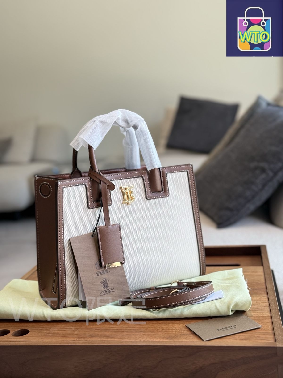 今日特価】Burberry バーバリー フランシス手提げバッグ
