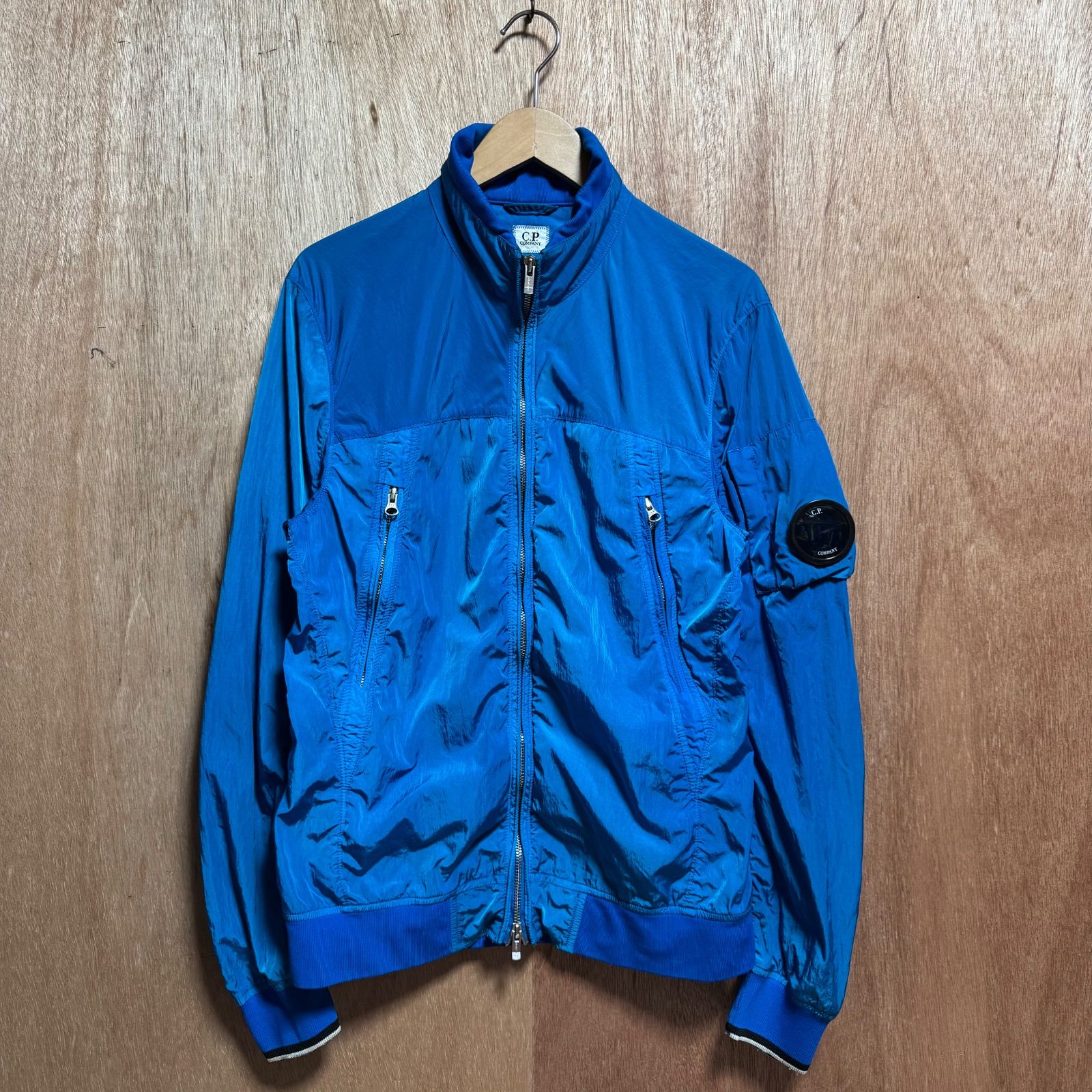 希少【C.P.COMPANY シーピーカンパニー  【商品名】CHROME GARMENT DYED Multi-filament Nylon / ゴーグル ナイロンジャケット/ジャケット ブルゾン