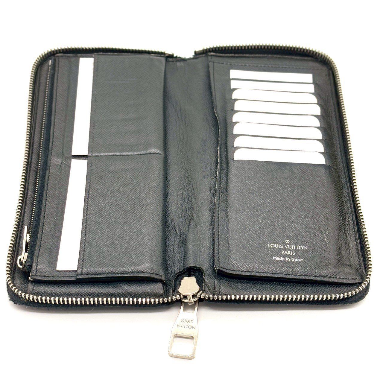 知的さが滲む黒革】 LOUIS VUITTON ルイヴィトン 長財布