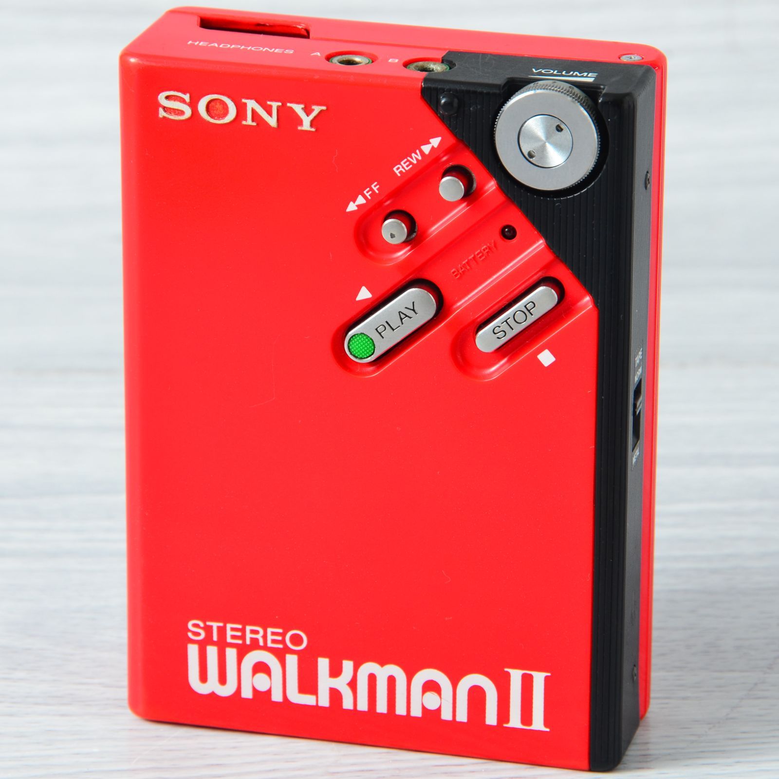 SONY WALKMAN WM-2 カセットウォークマン レッド ケース付 整備済 TY376