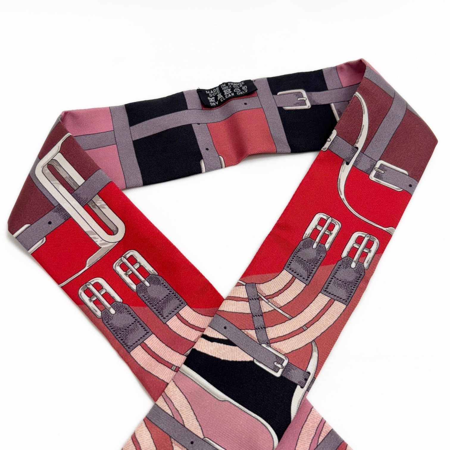 HERMES エルメス ツイリー ベルト柄 スカーフ 赤 エルメスツイリー ベルト柄 赤系 レディース スカーフ HERMES – 銀蔵