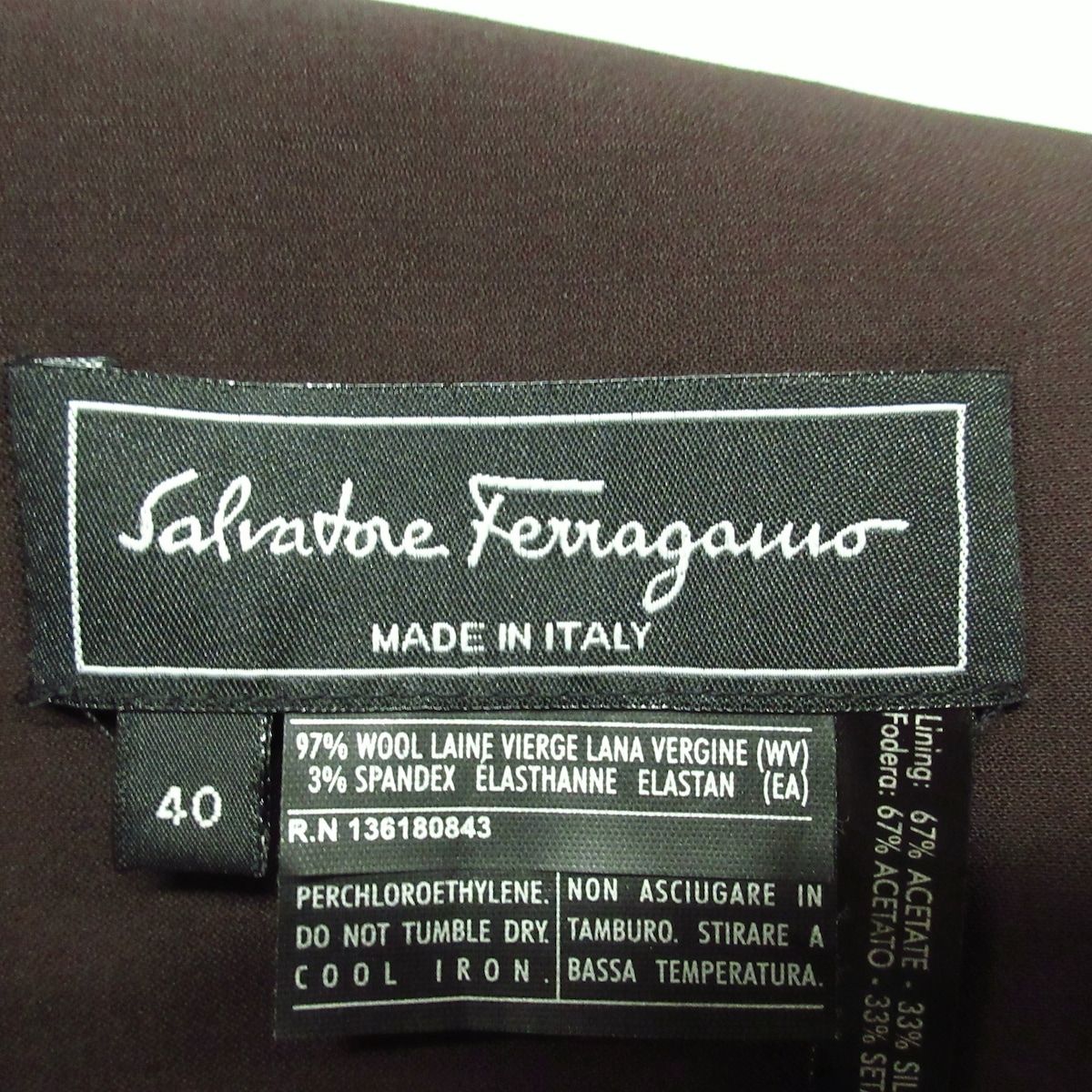 SalvatoreFerragamo(サルバトーレフェラガモ) ジャケット サイズ40 M レディース - ダークブラウン 長袖/春/秋