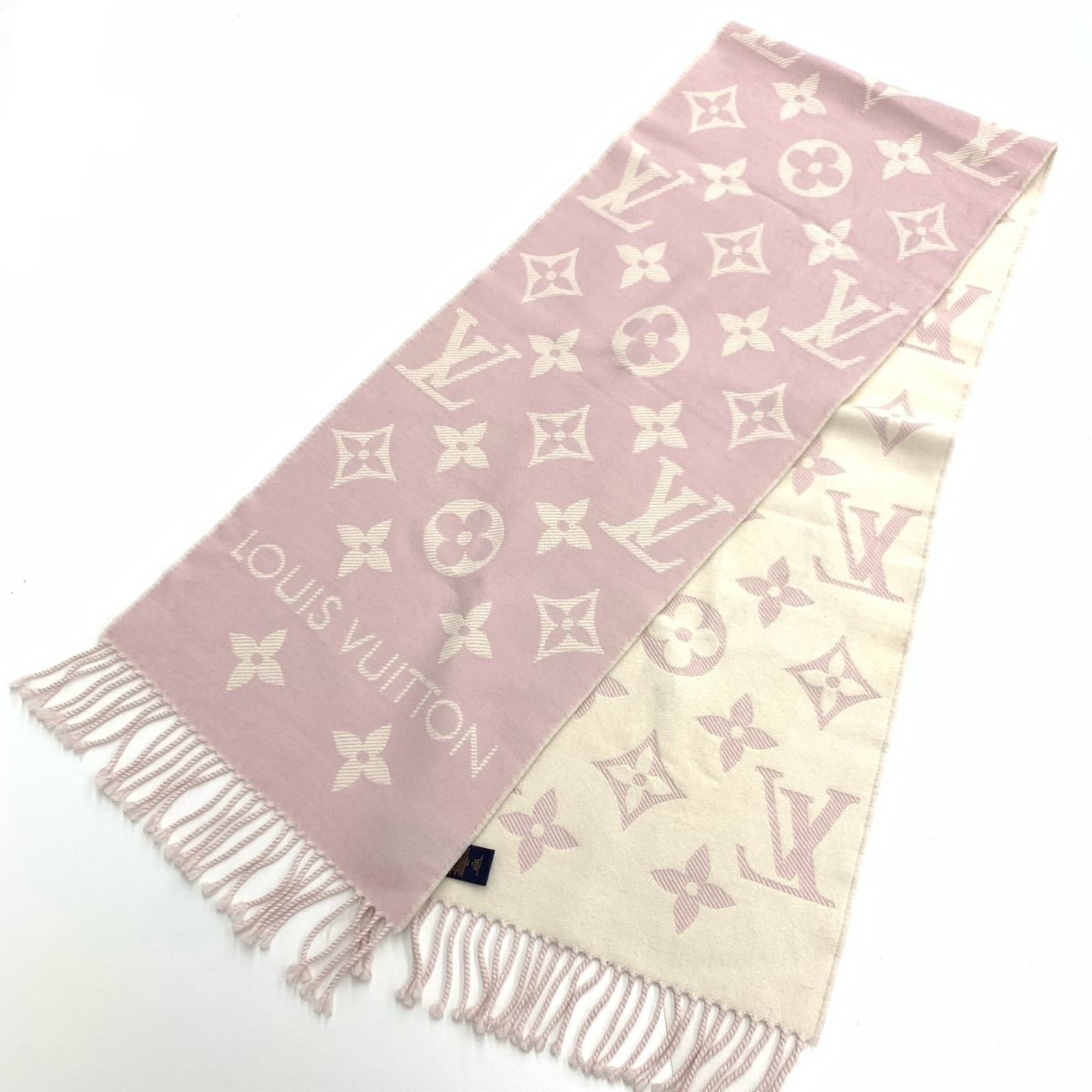 ルイヴィトン　ストール LOUIS VUITTON ルイヴィトン エシャルプLVエセンシャル ストール