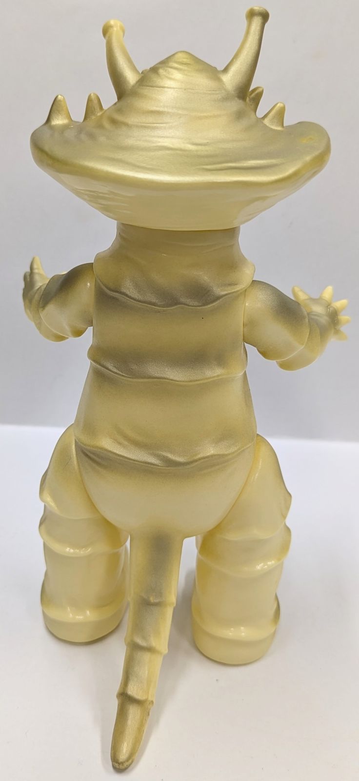 B-CLUB 復刻版怪獣シリーズ ブルマァク カネゴン 金スプレー