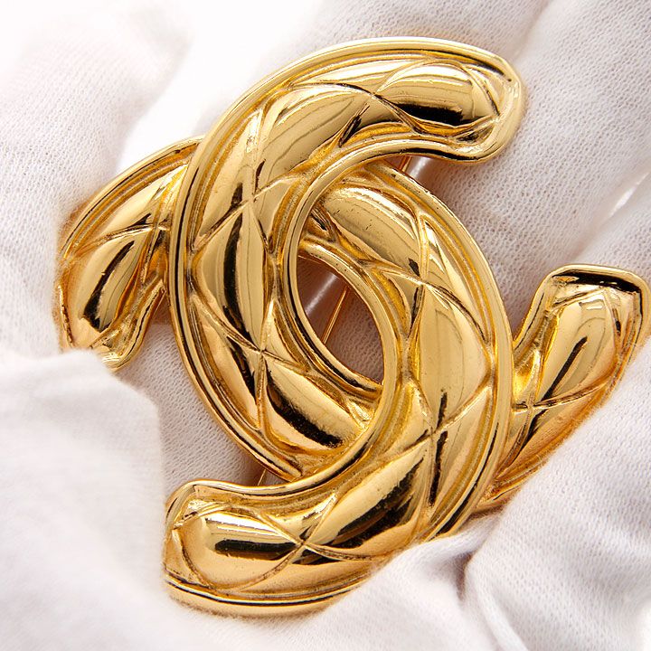 中古 良品】シャネル CHANEL ブローチ ココマーク マトラッセ 1152 GP