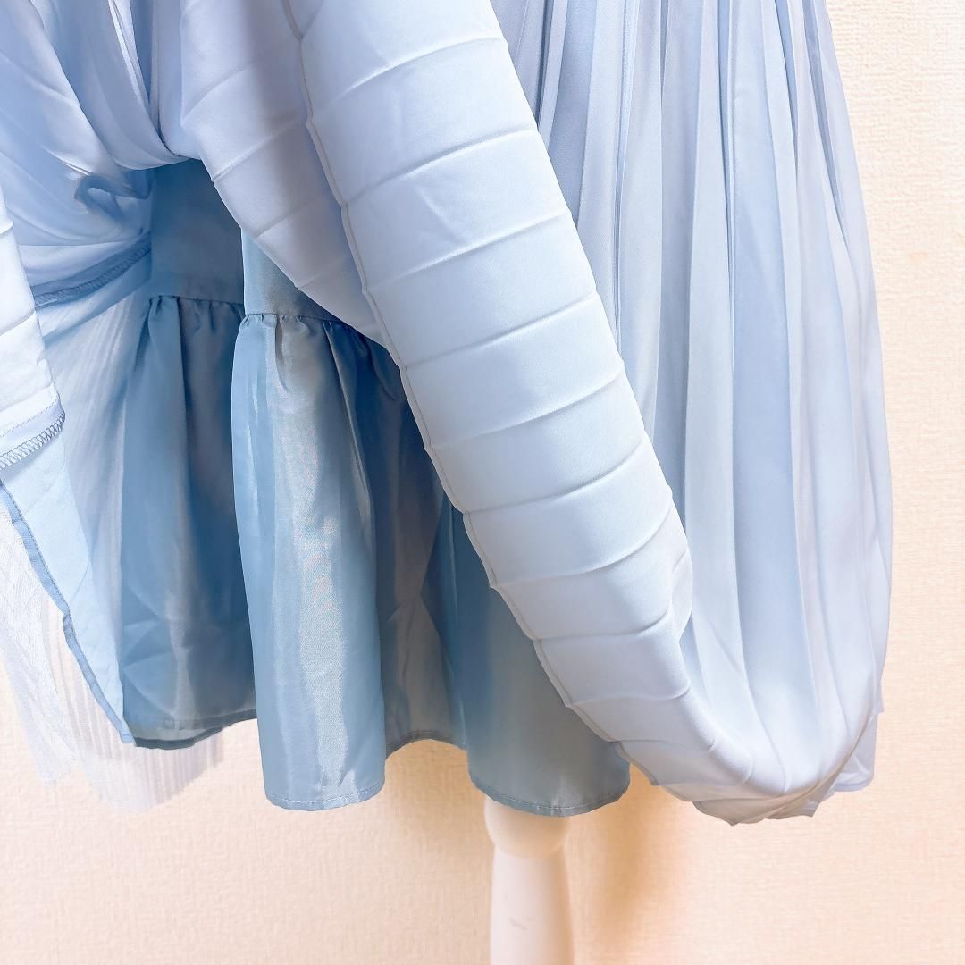 美品】トッカ 半袖ワンピース ドッキング プリーツスカート 0 無地 白  