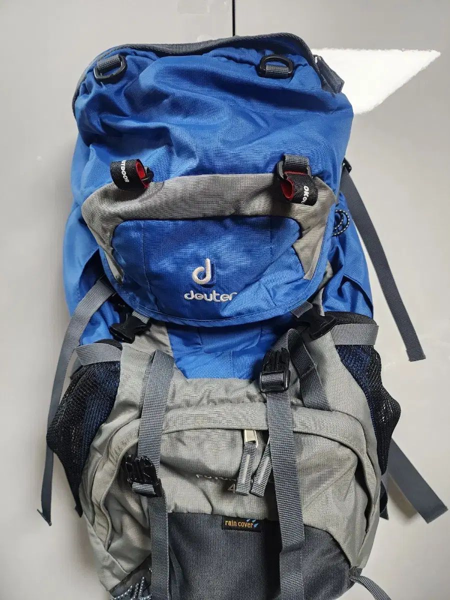 deuter₍ドイター プトラ プロ 42