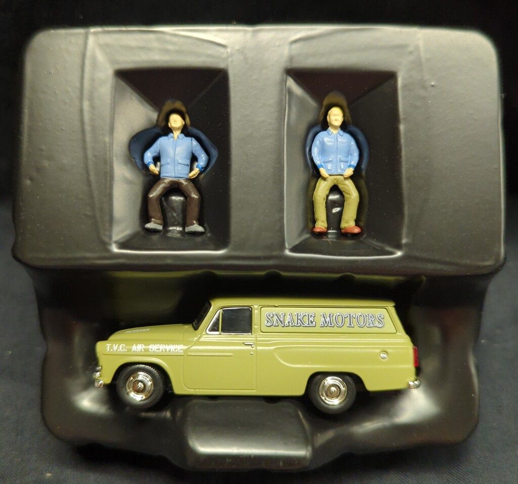 激レア 新品Latina ミラーハング METEORATOYZ メテオラトイズ 新品 激レア Latina ミラーハング METEORATOYZ メテオラトイズ