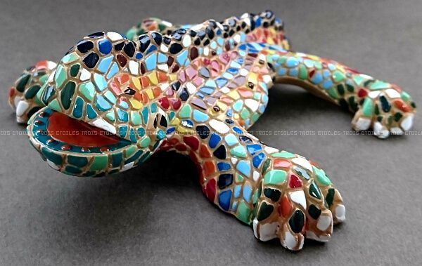 グエル公園 ドラゴン トカゲ モザイク オブジェ バルセロナ スペイン L