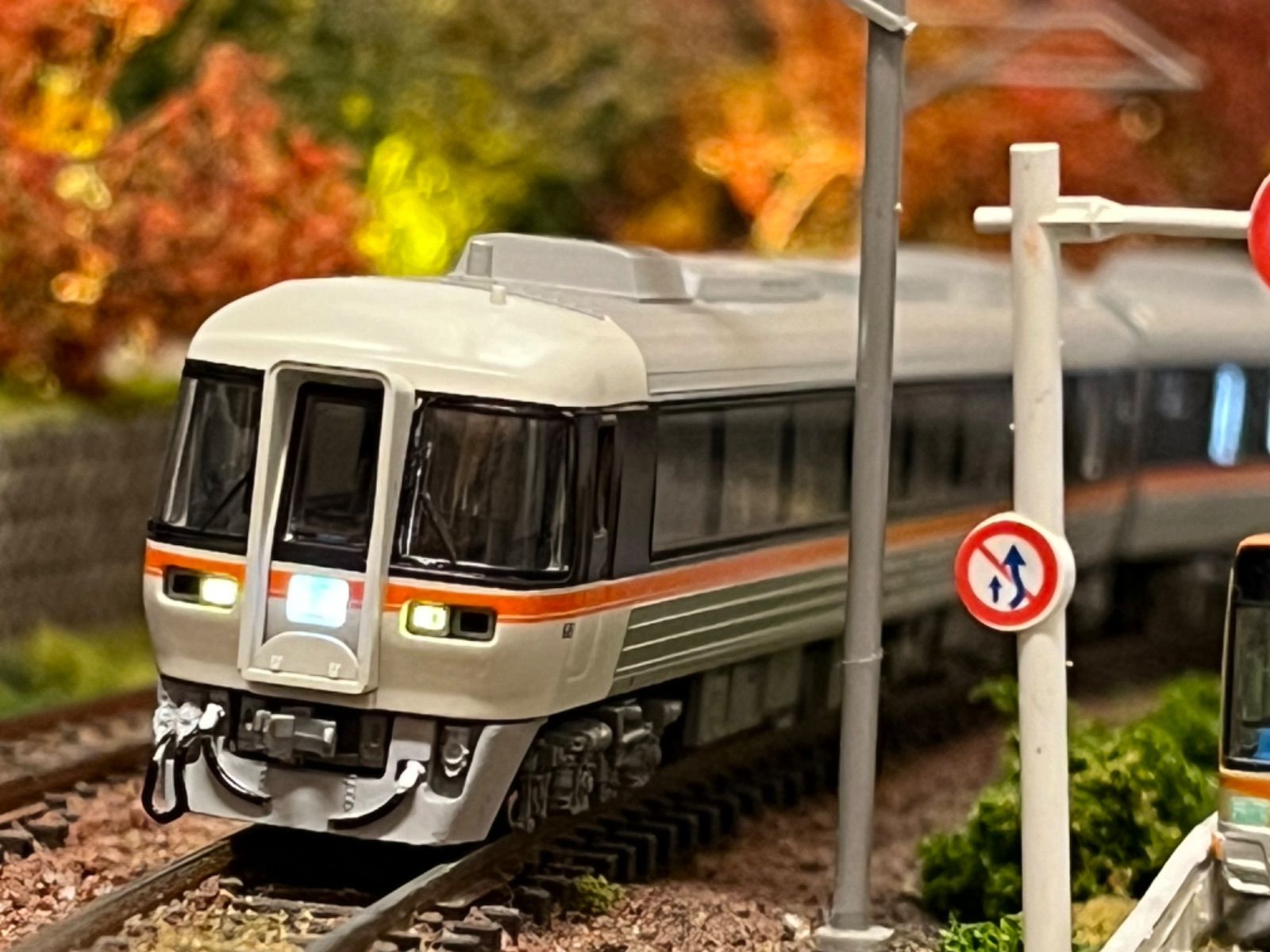 1028A 【新規リニューアル品2024年ロット対応】キハ85系貫通型 1028A 【新規リニューアル品2024年ロット対応】キハ85系貫通型