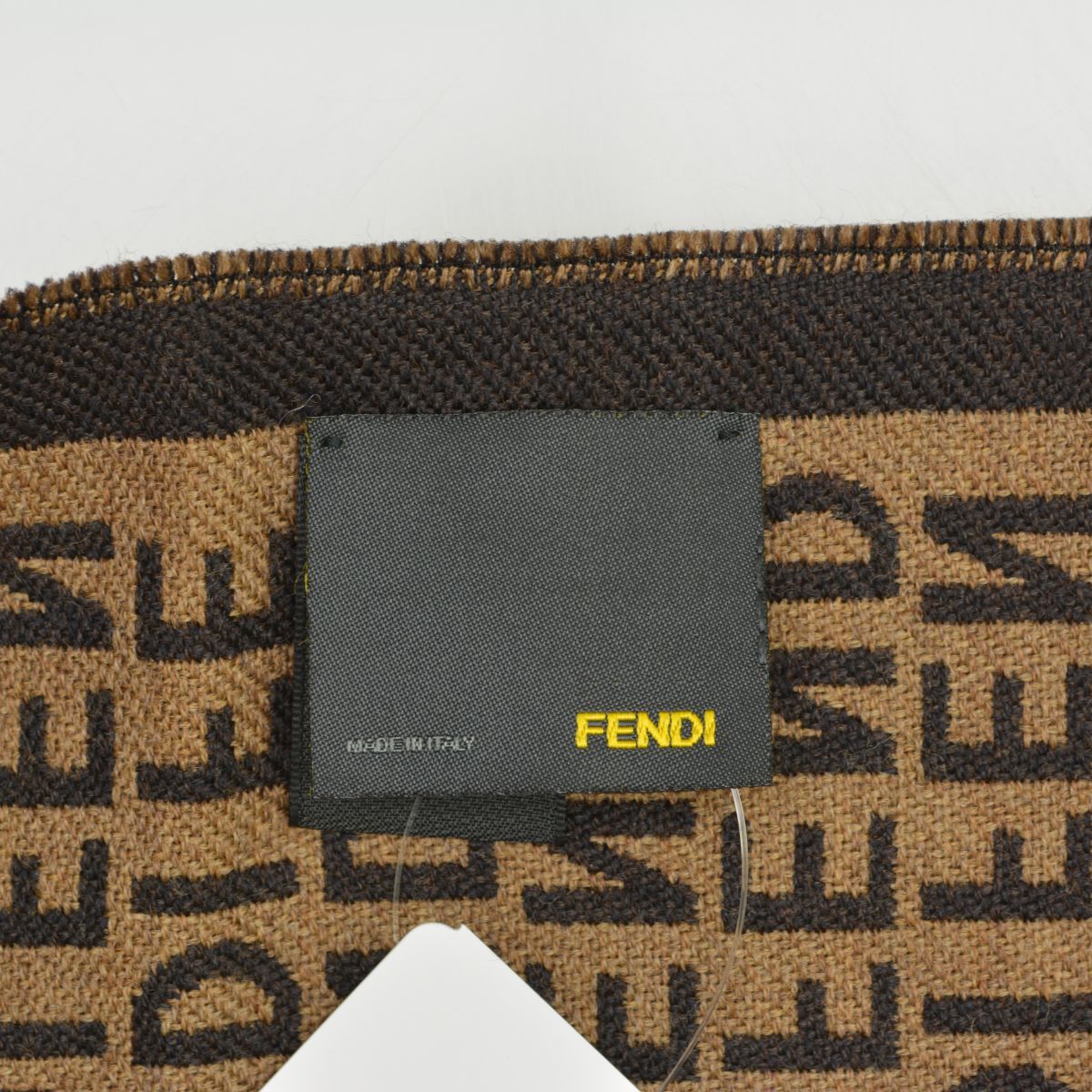FENDI】イタリア製 ロゴ ウールマフラー FENDI ☆ネイビー ロゴ