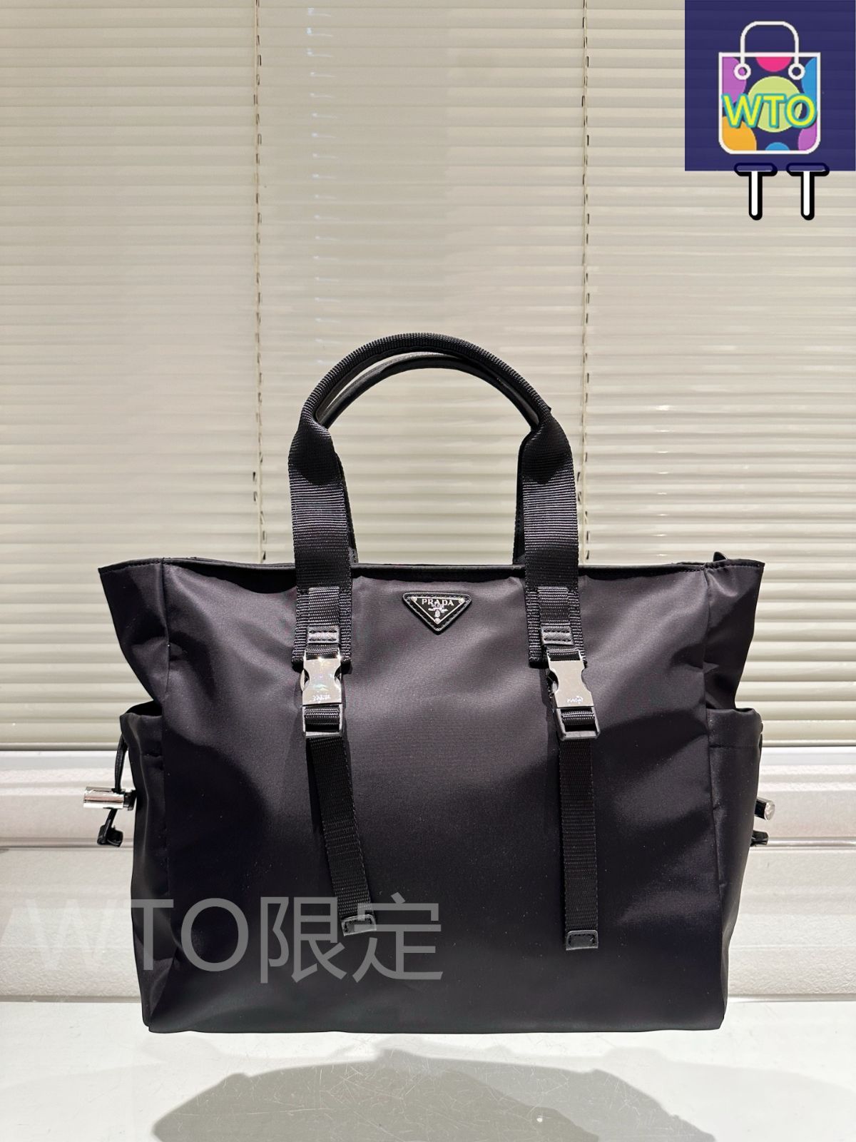 【新品・未使用】PRADA Prada Silver Metallic Wedge Sneaker w/ Inner Zip + Hook/Loop