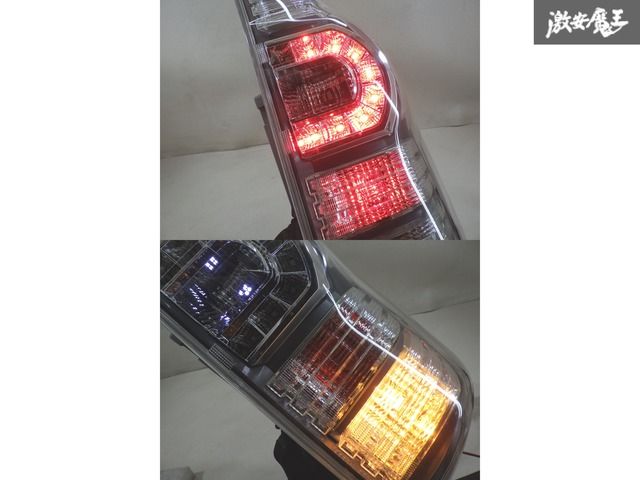 トヨタ 純正 ZRR70W ヴォクシー 後期 テールライト テールランプ