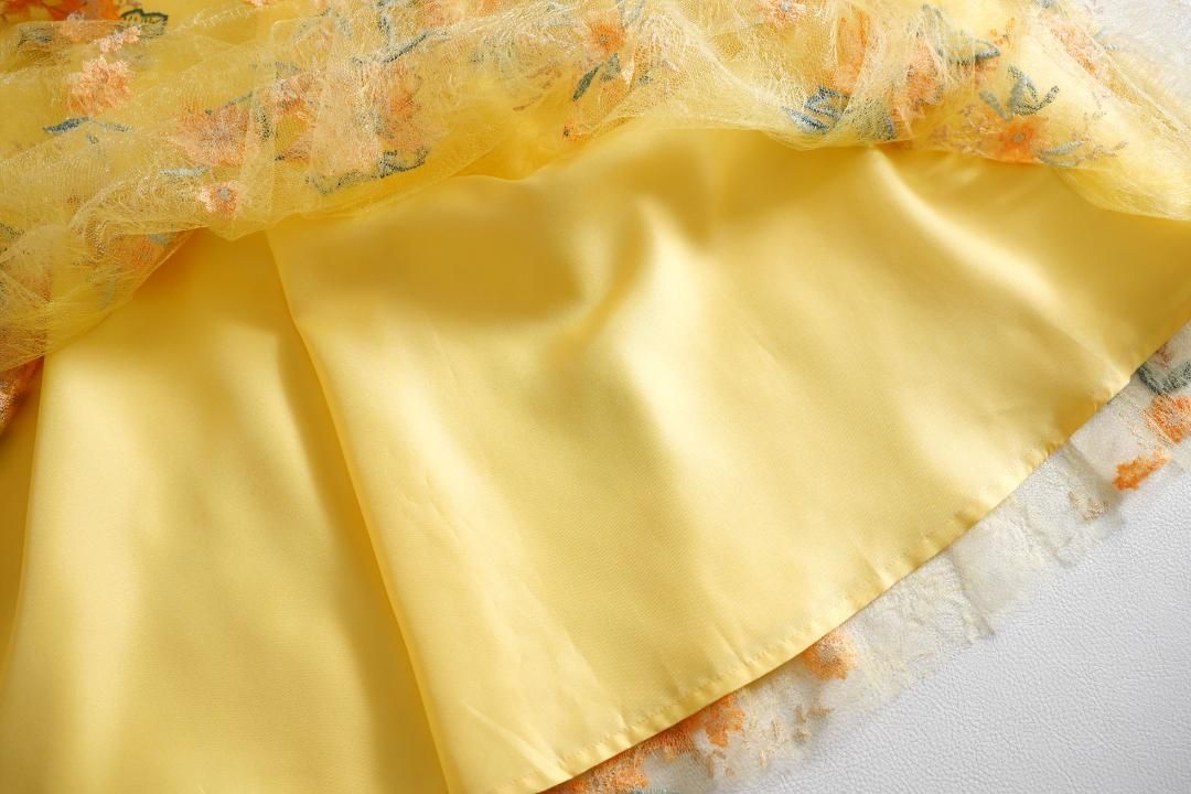 グレースコンチネンタル フラワーチュール刺繍スカート