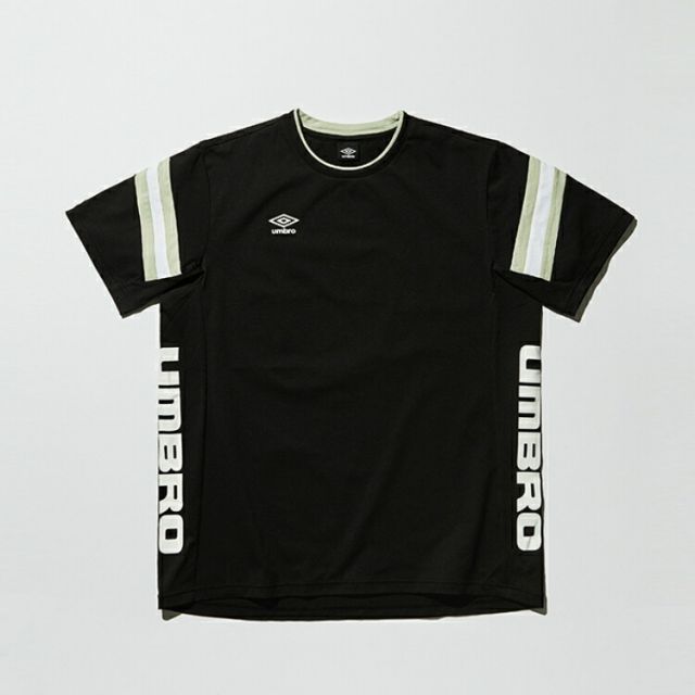 umbro アンブロ プラクテイスシヤツ ブラック M UUUVJA62 BLK | スポーツ スポーツ用品 運動 服 衣類 ウエア トップス シャツ Tシャツ 半袖 吸汗 フィールテックニット 着心地 機能性 ロゴ サッカー 