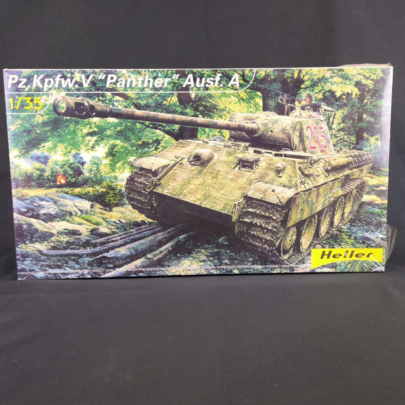 輸入キット 未開封品 エレール Heller 81162 1|35 Pz.kpfw. V Panther Ausf.A Pz.kpfw. V パンサー Ausf.A